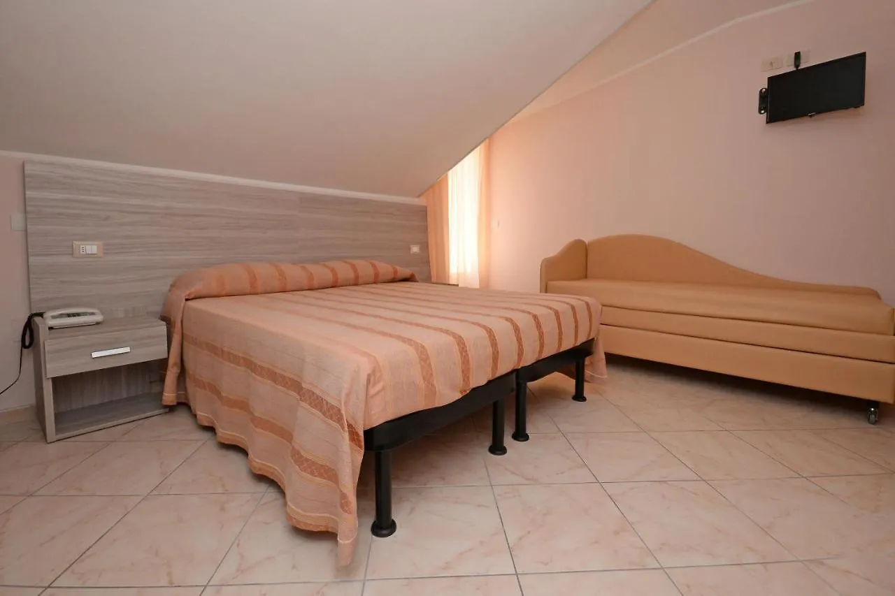 *** Bed & Breakfast Hotel Concorde Cesenatico Italia